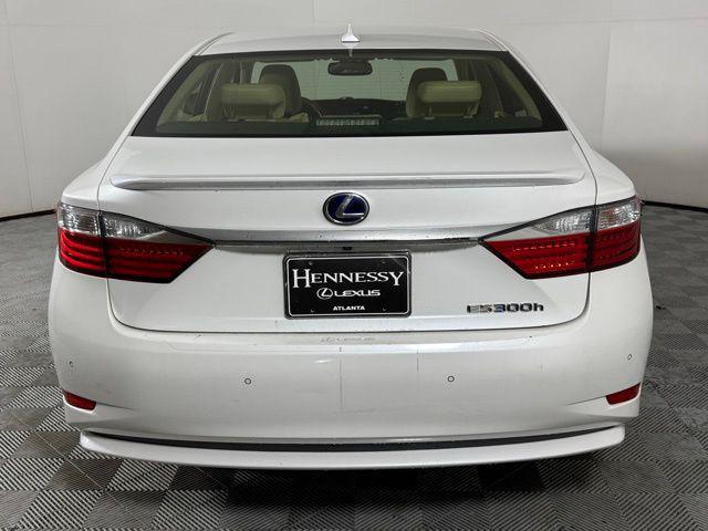 Photo of 2013 Starfire Pearl Lexus ES 300h