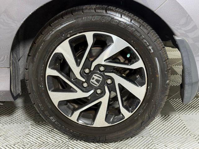 Photo of 2016 Modern Steel Metallic Honda Civic