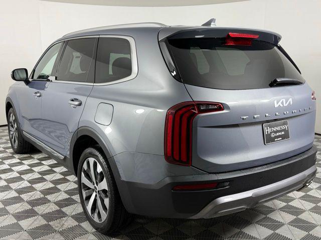 Photo of 2022 Everlasting Silver Kia Telluride