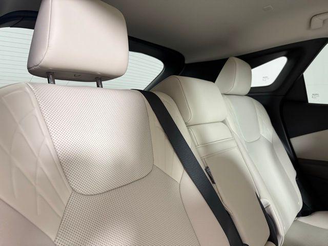 Photo of 2024 Eminent White Pearl Lexus RX 350