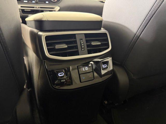 Photo of 2024 Eminent White Pearl Lexus RX 350