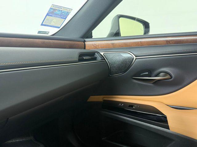 Photo of 2022 Caviar Lexus ES 350