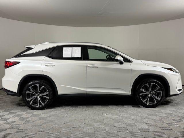 Photo of 2022 Eminent White Pearl Lexus RX 350