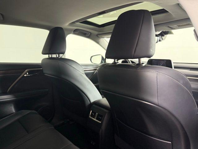 Photo of 2022 Eminent White Pearl Lexus RX 350