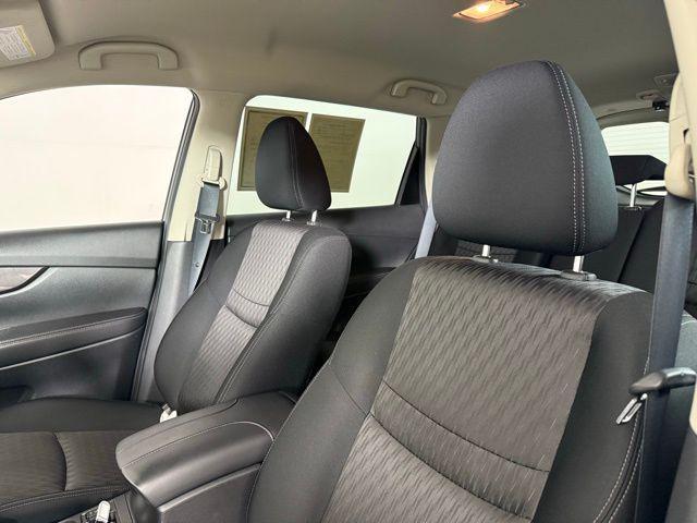 Photo of 2019 Gun Metallic Nissan Rogue