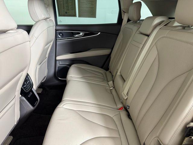 Photo of 2023 Jewel Sandstone Metallic Premium Colorant Lincoln Nautilus