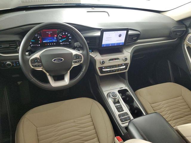 Photo of 2021 Stone Gray Ford Explorer