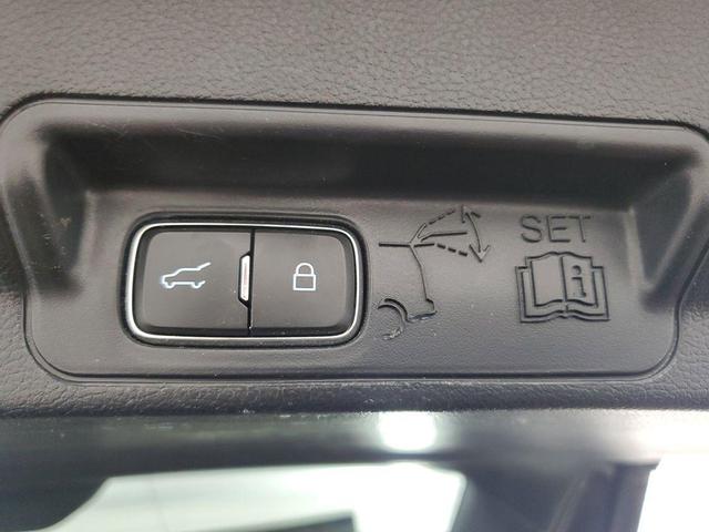Photo of 2021 Stone Gray Ford Explorer