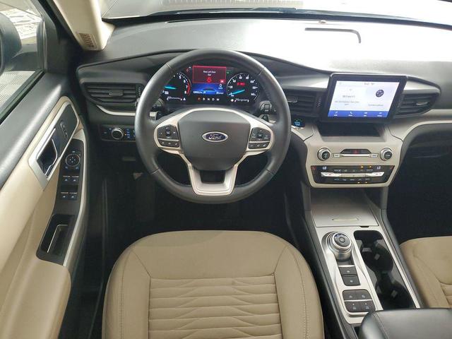 Photo of 2021 Stone Gray Ford Explorer
