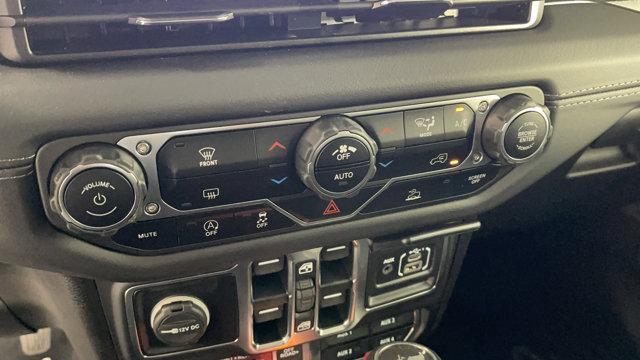 Photo of 2025 Fathom Blue Pearlcoat Jeep Wrangler
