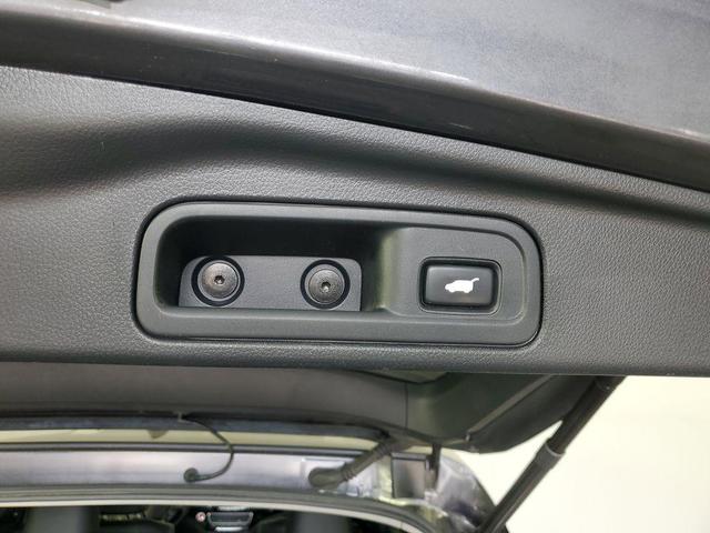 Photo of 2017 Modern Steel Metallic Honda Pilot
