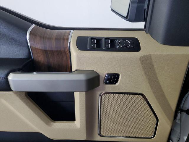 Photo of 2017 Oxford White Ford F-150