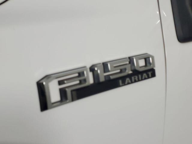 Photo of 2017 Oxford White Ford F-150