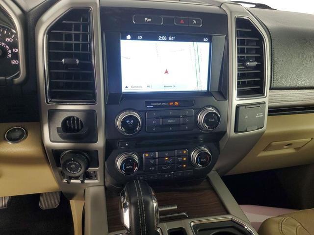 Photo of 2017 Oxford White Ford F-150