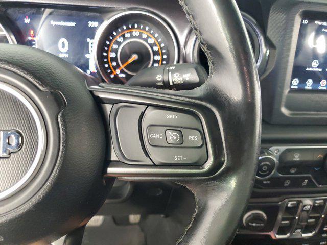 Photo of 2021 Bright White Clearcoat Jeep Gladiator