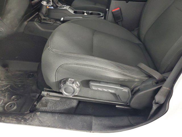 Photo of 2021 Bright White Clearcoat Jeep Gladiator