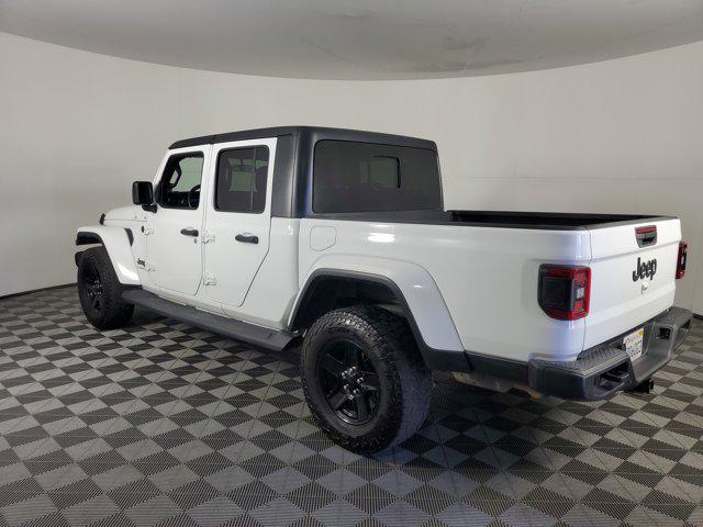 Photo of 2021 Bright White Clearcoat Jeep Gladiator