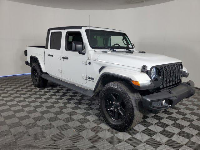 Photo of 2021 Bright White Clearcoat Jeep Gladiator