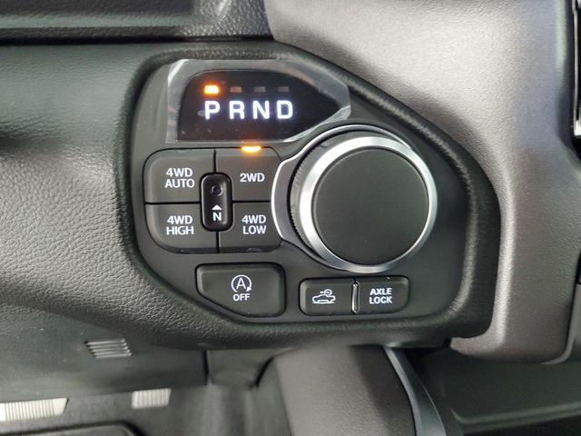 Photo of 2026 Granite Crystal Metallic Clearcoat RAM 1500