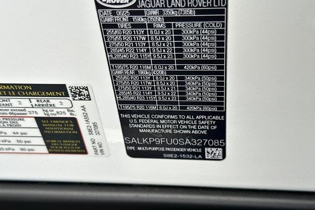 Photo of 2025 White Pearl Land Rover Range Rover