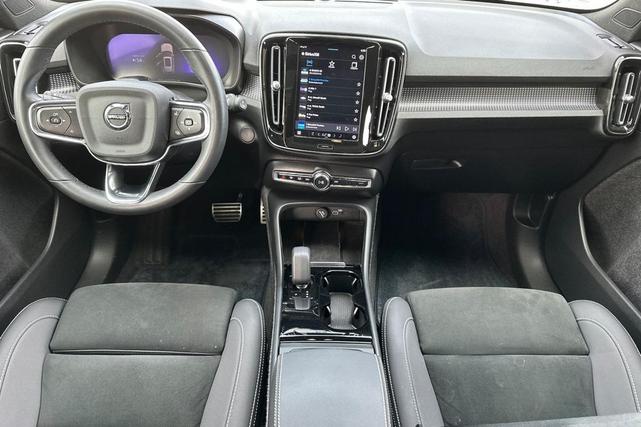 Photo of 2022 Denim Blue Metallic Volvo XC40 Recharge Pure Electric