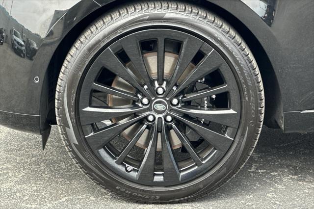 Photo of 2023 Santorini Black Metallic Land Rover Range Rover