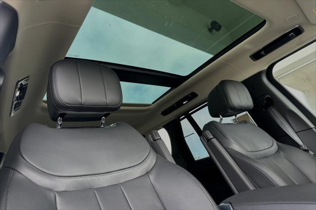 Photo of 2023 Santorini Black Metallic Land Rover Range Rover
