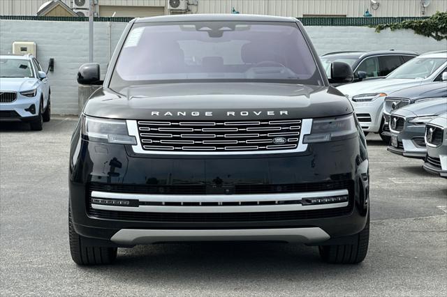 Photo of 2023 Santorini Black Metallic Land Rover Range Rover