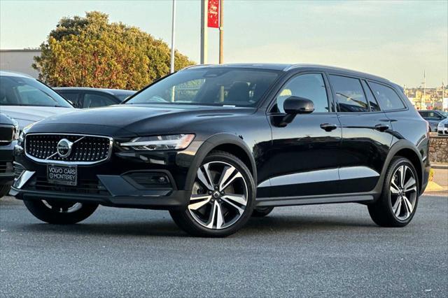 2024 Volvo V60 Cross Country