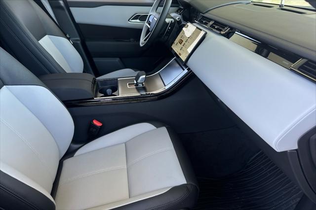 Photo of 2026 Gold Land Rover Range Rover Velar