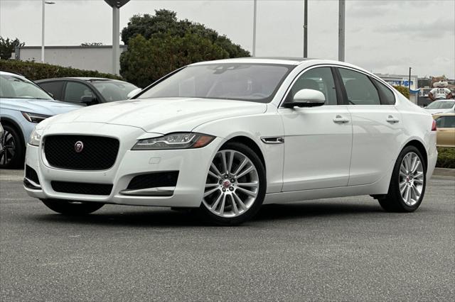 2017 Jaguar XF