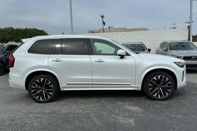 Photo of 2025 White Volvo XC90 Plug-In Hybrid