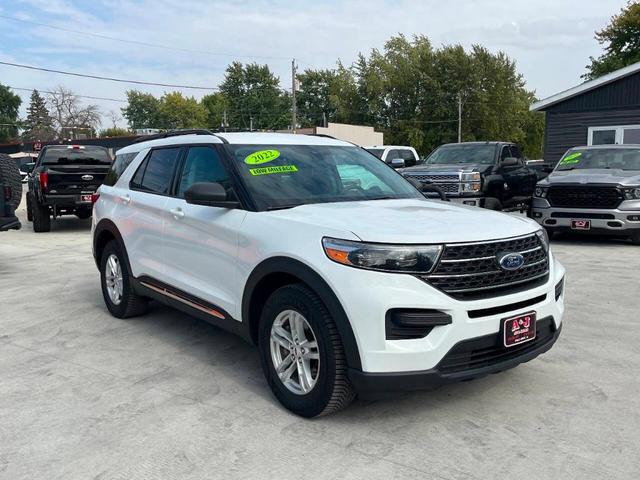 Photo of 2022 White Ford Explorer