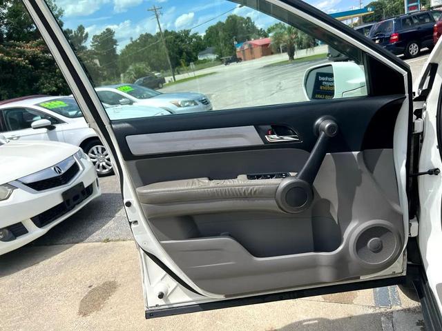 Photo of 2010 Taffeta White Honda CR-V