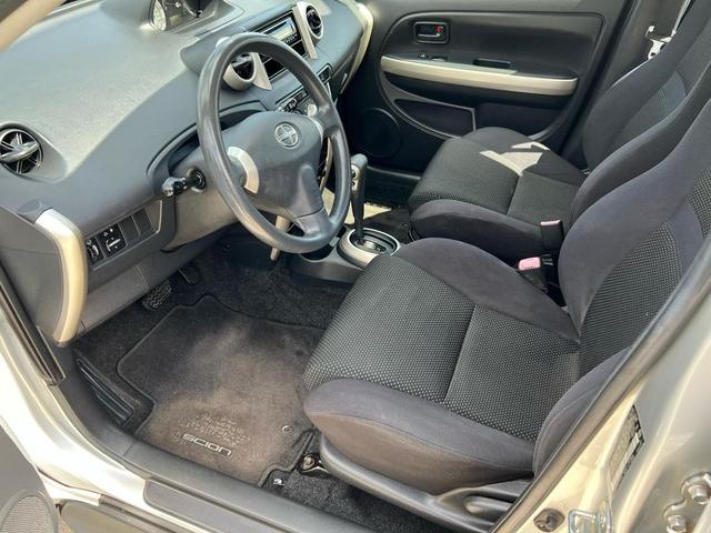 Photo of 2005 Silver Streak Mica Scion xA