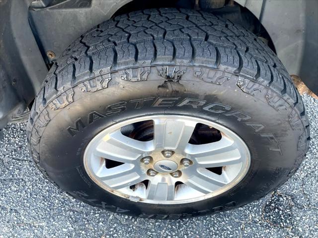Photo of 2007 Black Clearcoat Ford Explorer Sport Trac