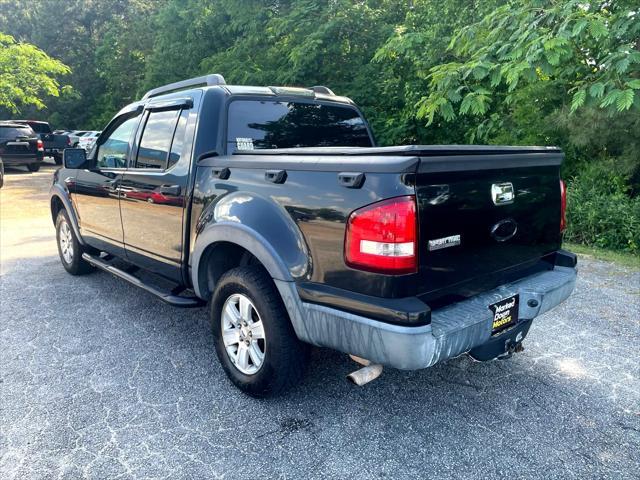 Photo of 2007 Black Clearcoat Ford Explorer Sport Trac