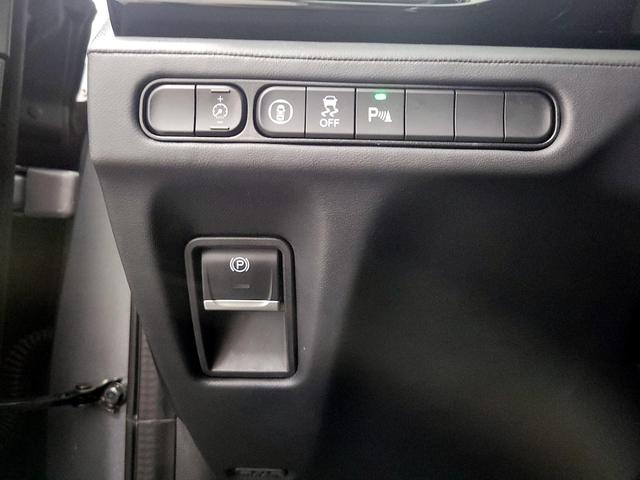 Photo of 2022 Silver Acura MDX