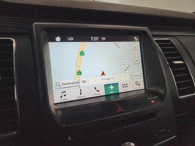 Photo of 2016 White Ford Flex