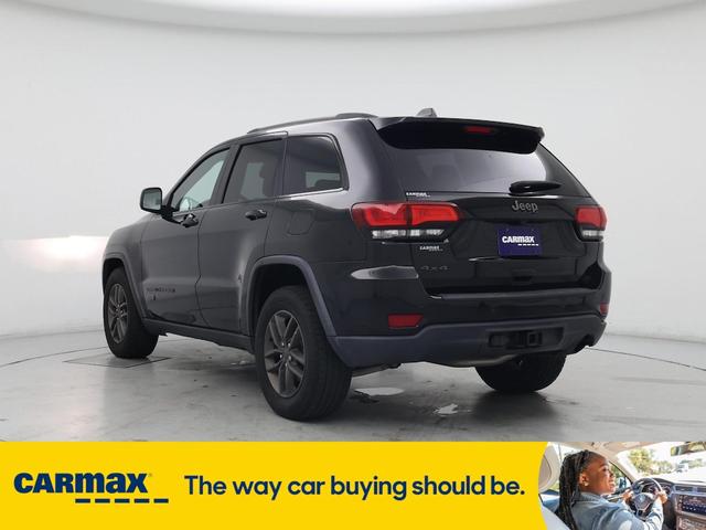 Photo of 2017 Black Jeep Grand Cherokee