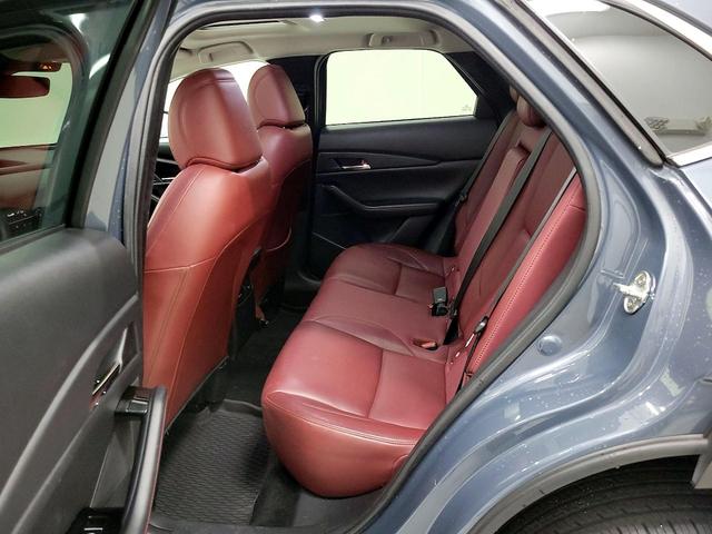 Photo of 2022 Gray Mazda CX-30
