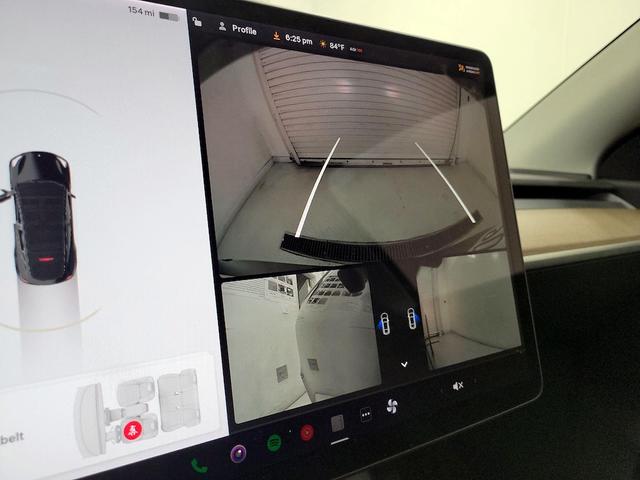 Photo of 2021 Black Tesla Model Y