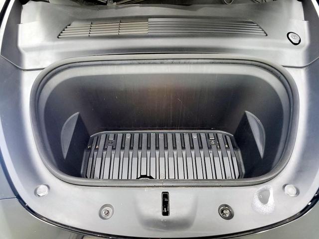 Photo of 2021 Black Tesla Model Y