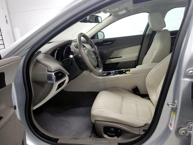 Photo of 2018 Silver Jaguar XE
