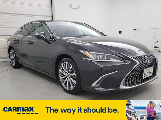 2019 Lexus Es 300h