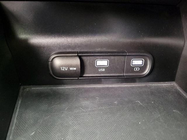 Photo of 2023 Gray Kia K5