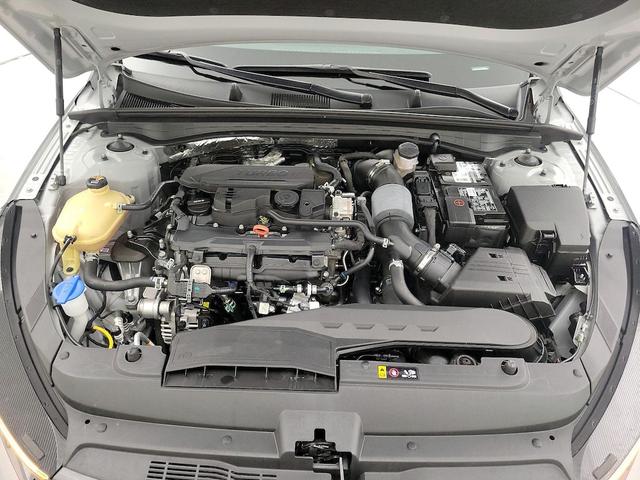 Photo of 2023 Gray Kia K5