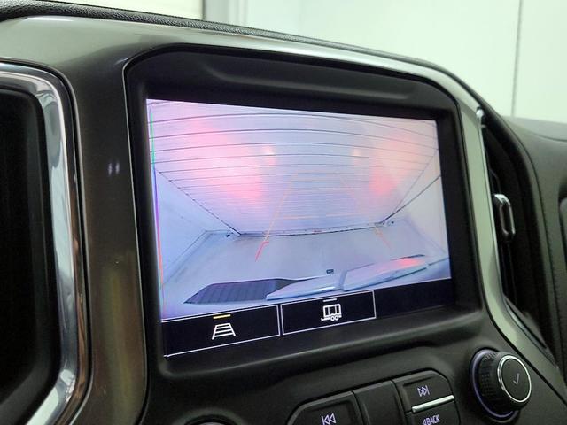 Photo of 2021 White Chevrolet Silverado 1500