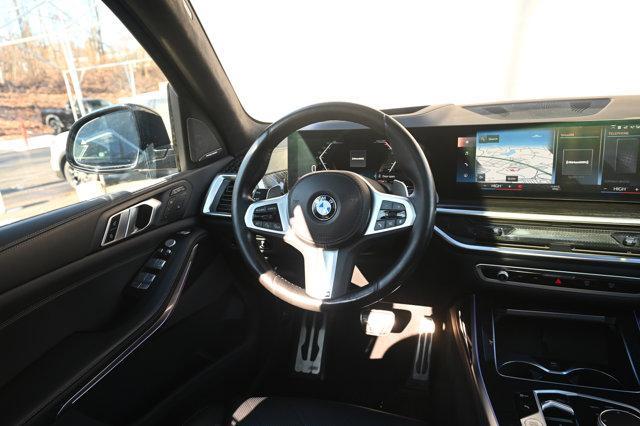 Photo of 2023 Tanzanite Blue II Metallic BMW X7