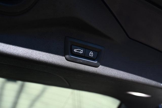 Photo of 2023 Tanzanite Blue II Metallic BMW X7